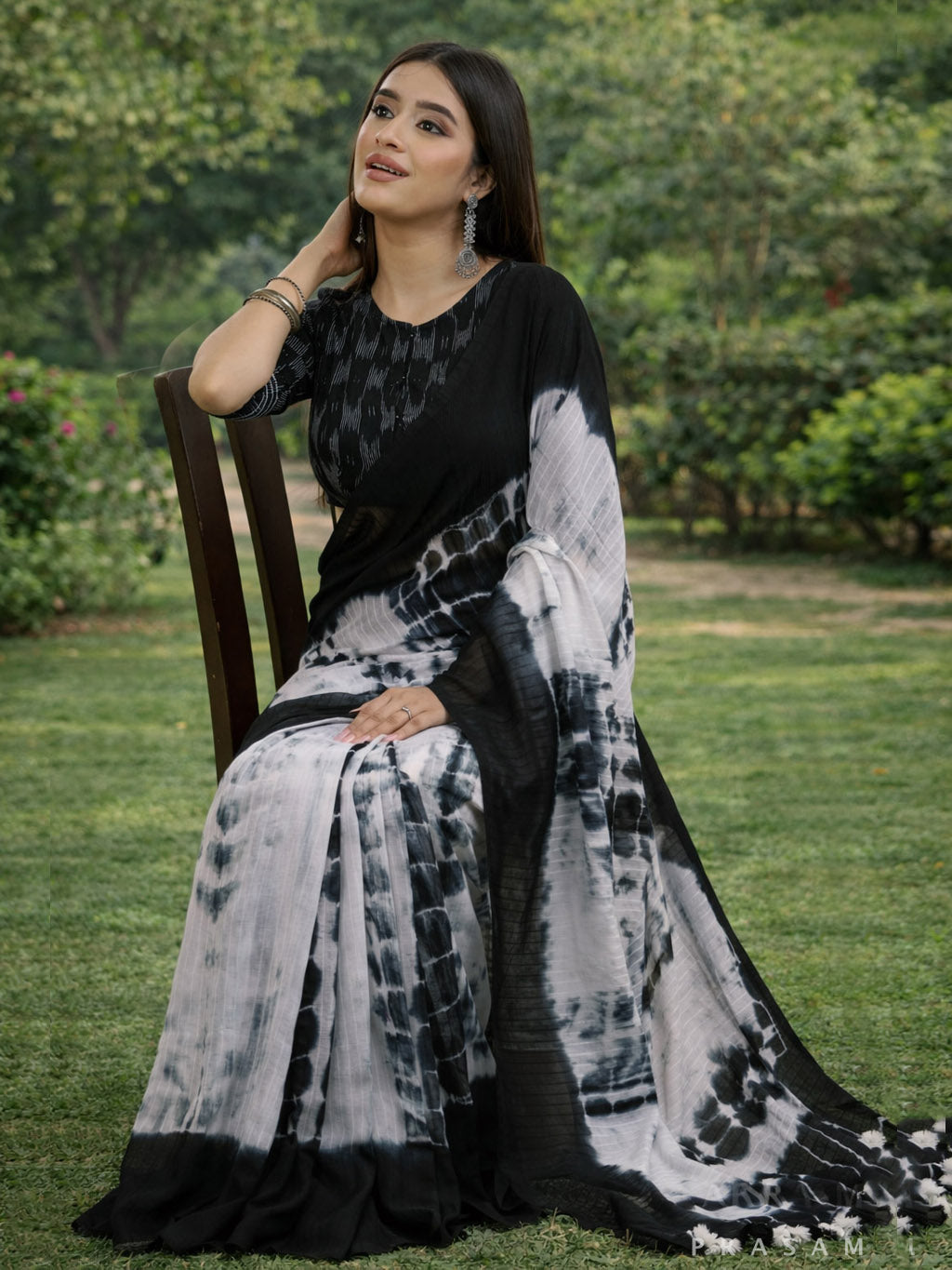 Gehrayi - Cotton Tie and Dye Saree
