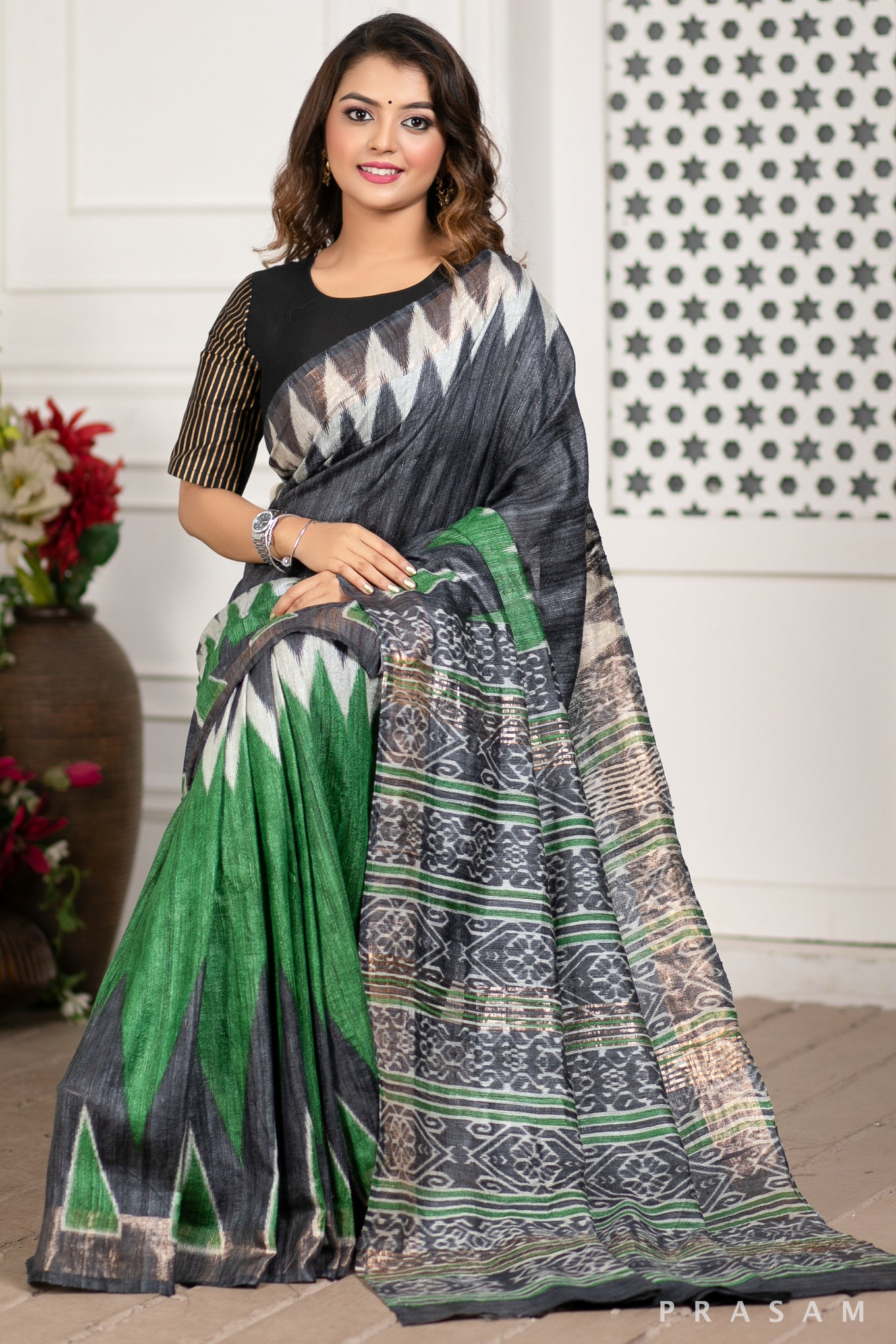 Aurora Printed Tussar Gichha Handwoven Silk Saree Prasam Crafts