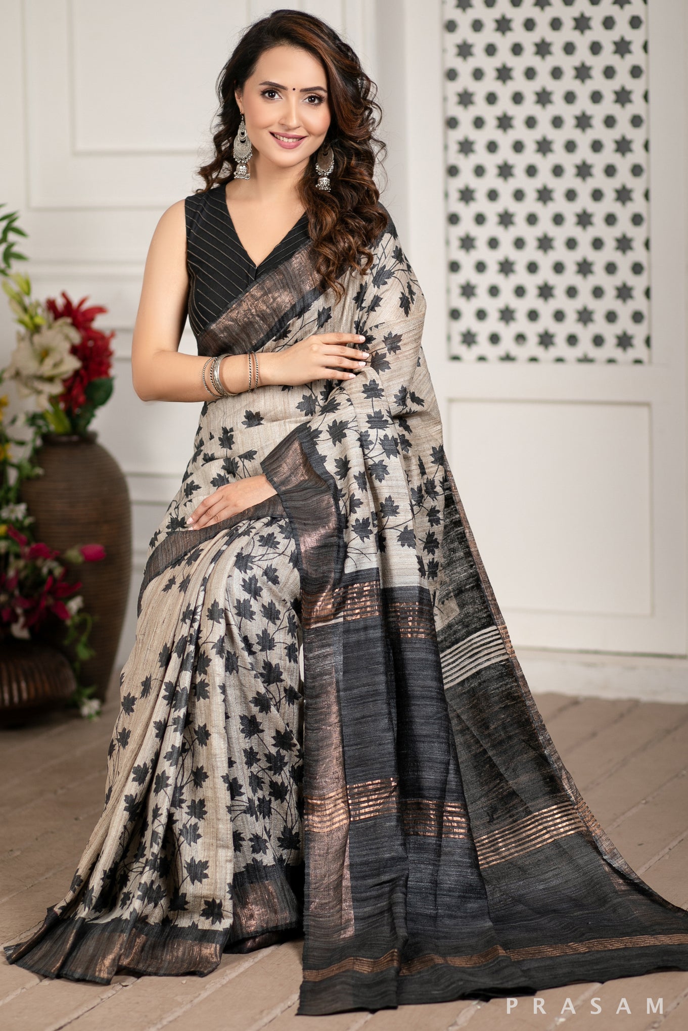 Glad Grace Printed Tussar Gichha Handwoven Silk Saree Prasam Crafts