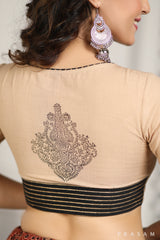 Cotton Handwoven Designer Blouse with Contrast Bold Motif Detail at the back prasam crafts