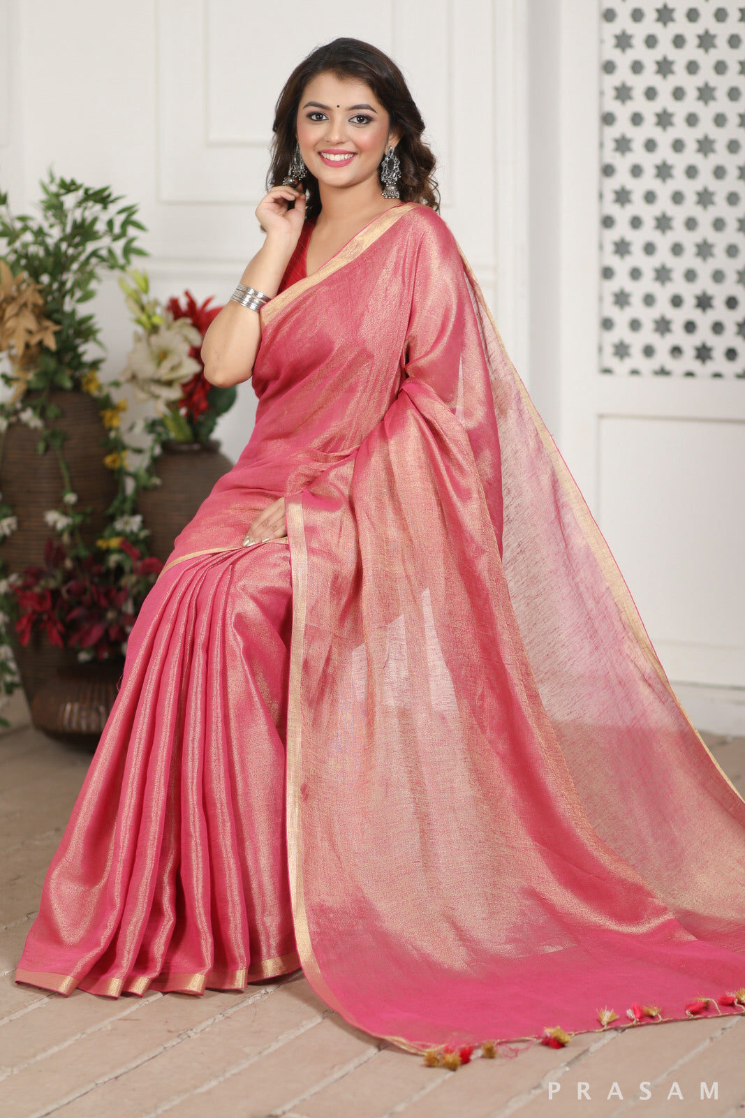 Feather Light Linen Saree Prasam Crafts