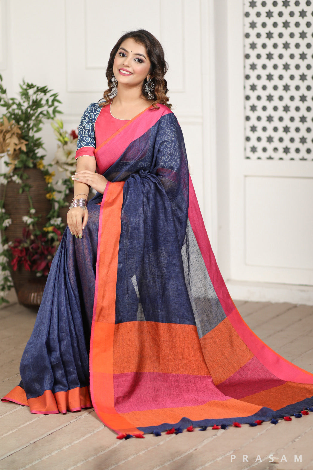 Silent Lake Handwoven Linen Saree Prasam Crafts