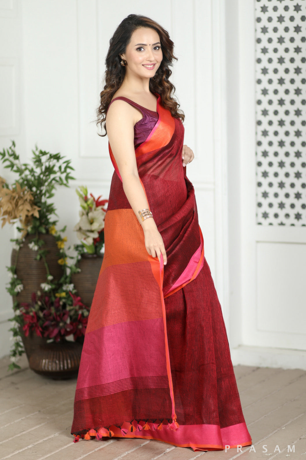 Ahana Linen Saree