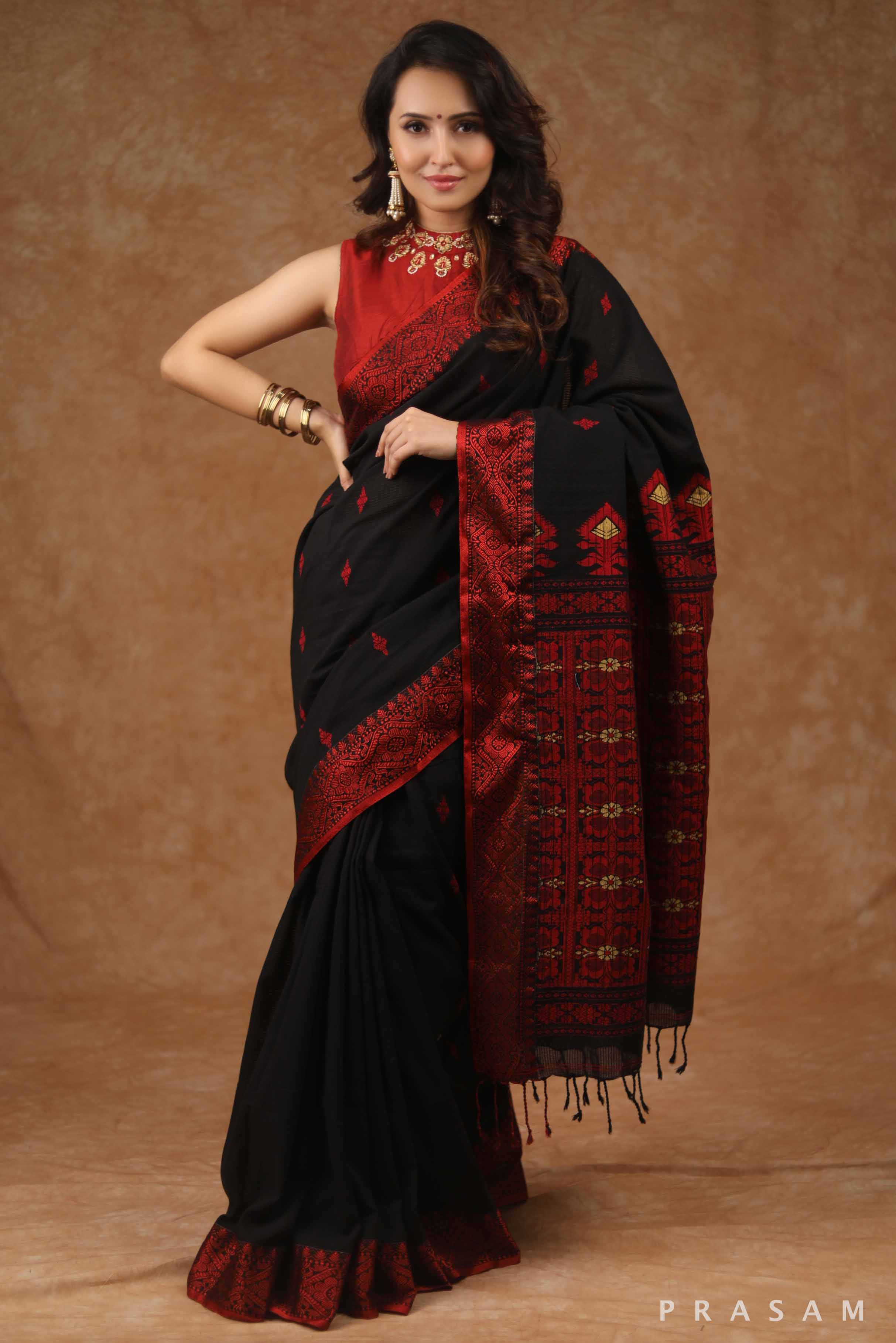 Ebony Lights Kota Cotton Handwoven Jamdani Saree Prasam Crafts