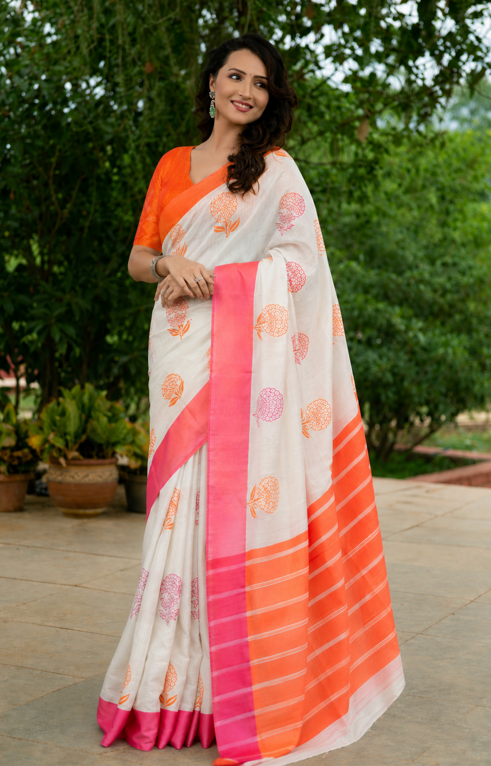 Peach Poise Handpainted Silk Saree