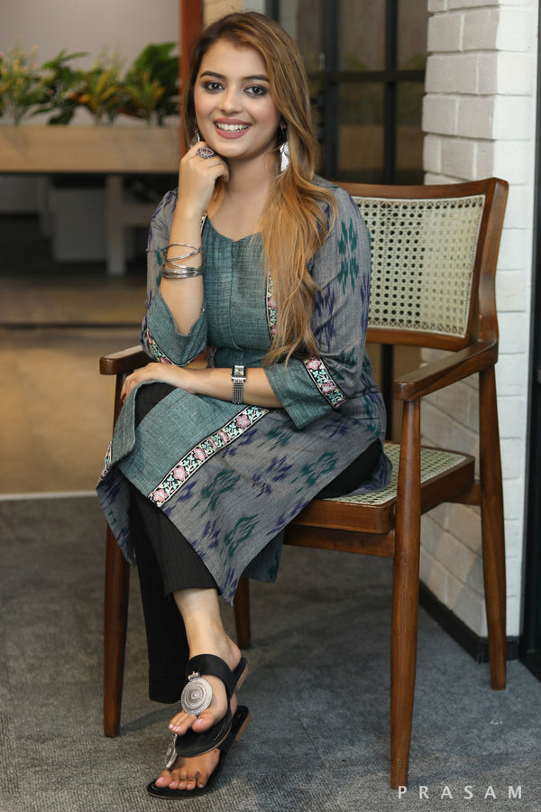 Desi threads designer grey ikat kurti with green handloom & black embroidered lace detail