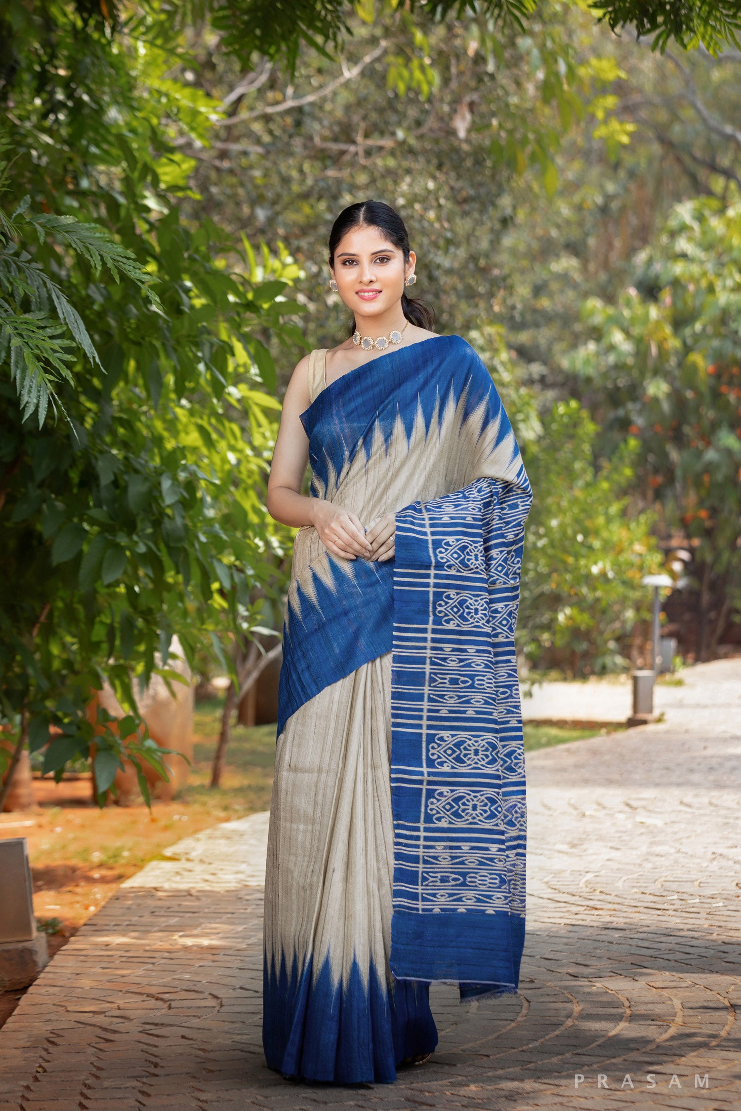 Blue whisper-Tassar Gicha Silk Woven Saree Prasam Crafts