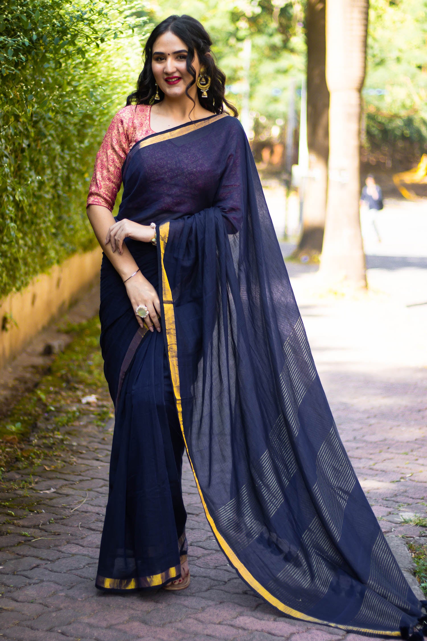 Navy Essence- Handwoven cotton Zari Saree Prasam Crafts