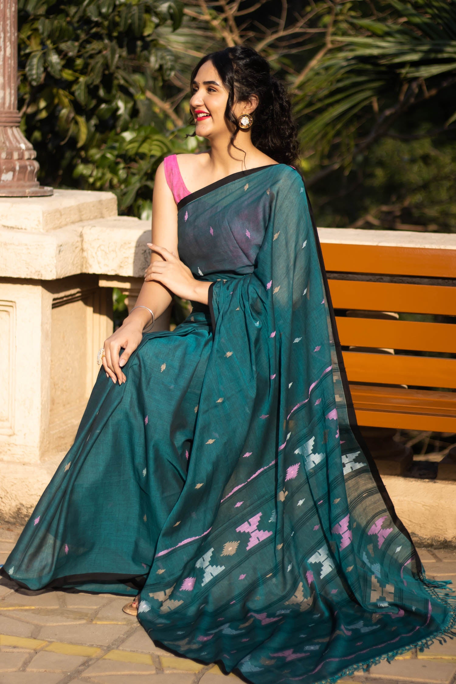 Flawless weaves -Handwoven Cotton Jamdani Saree Prasam Crafts