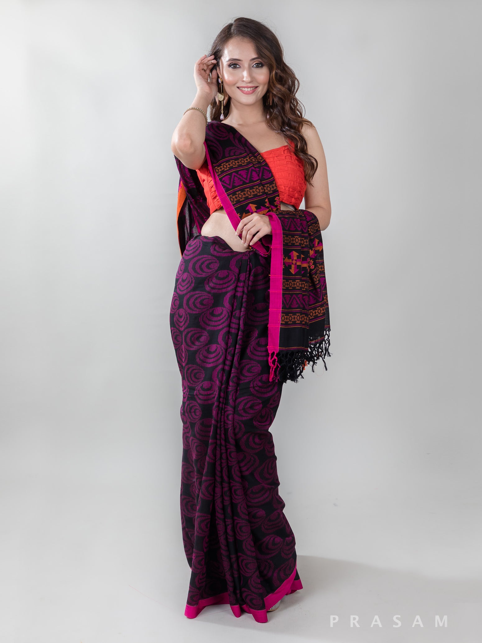 Encrypted Weaves-Mercerised Cotton Handwoven Saree