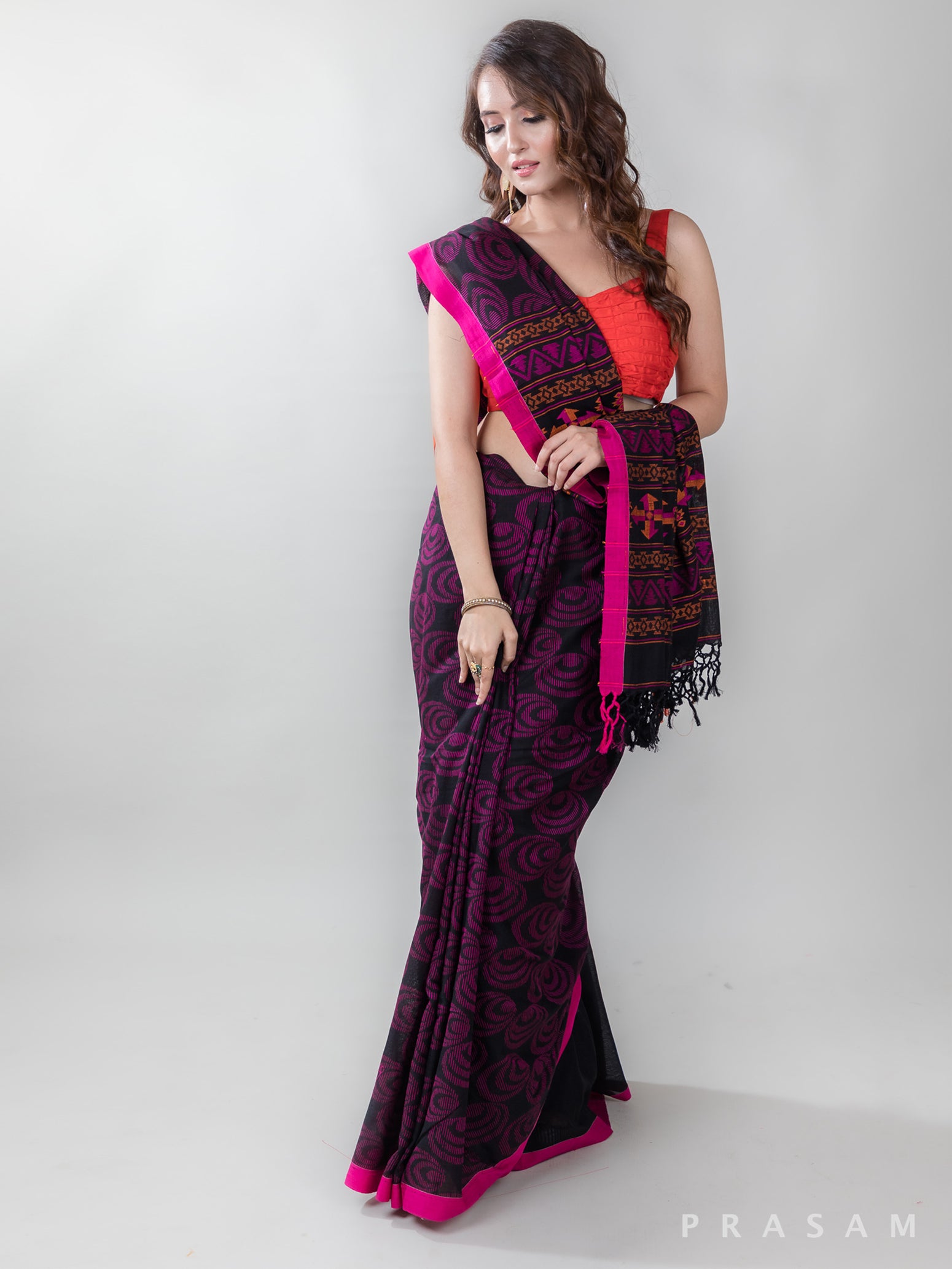 Encrypted Weaves-Mercerised Cotton Handwoven Saree