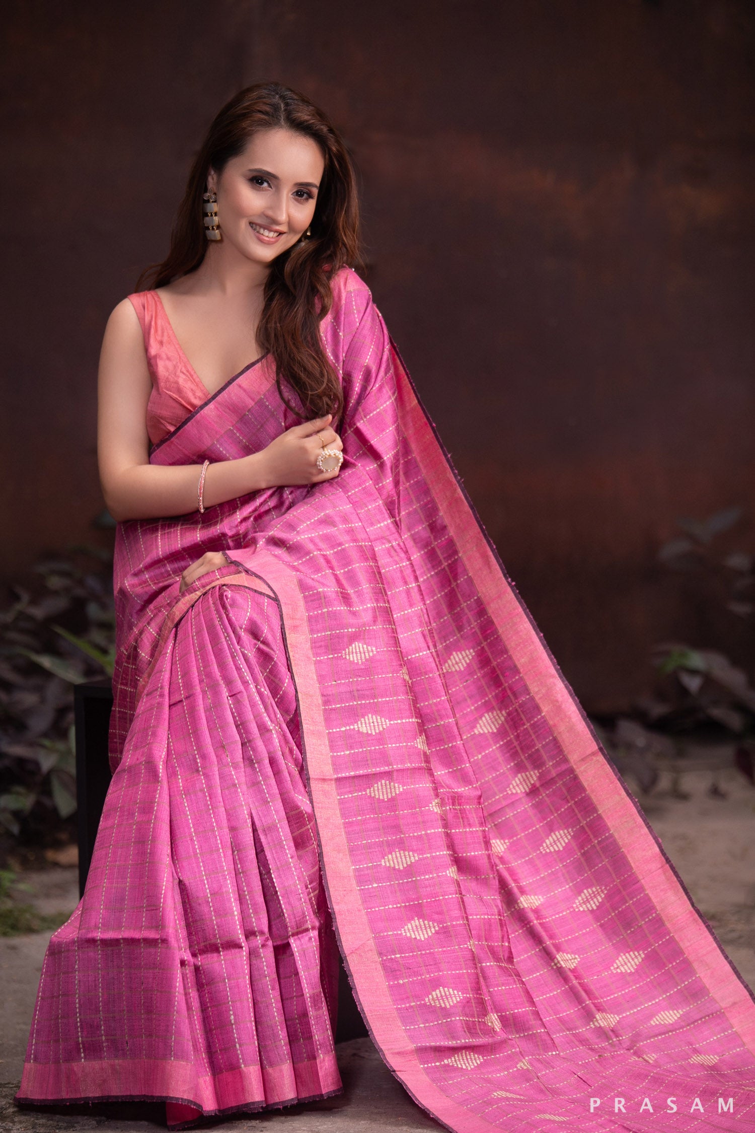 Silk Stunner-Pure Tassar Silk Handwoven Saree Prasam Crafts