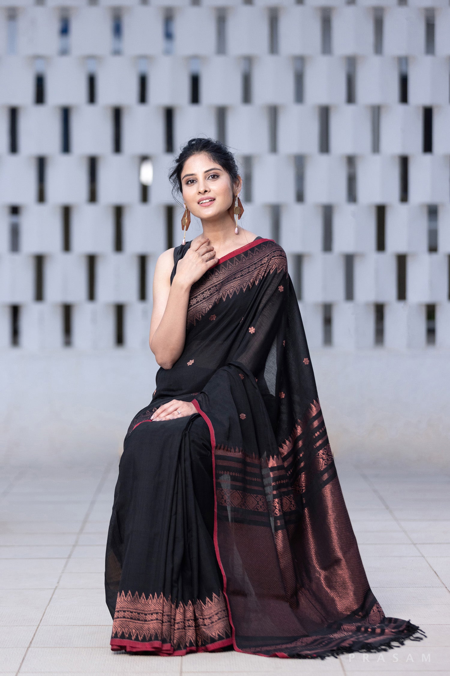 Gloomy luster-Copper Zari Woven Saree Prasam Crafts