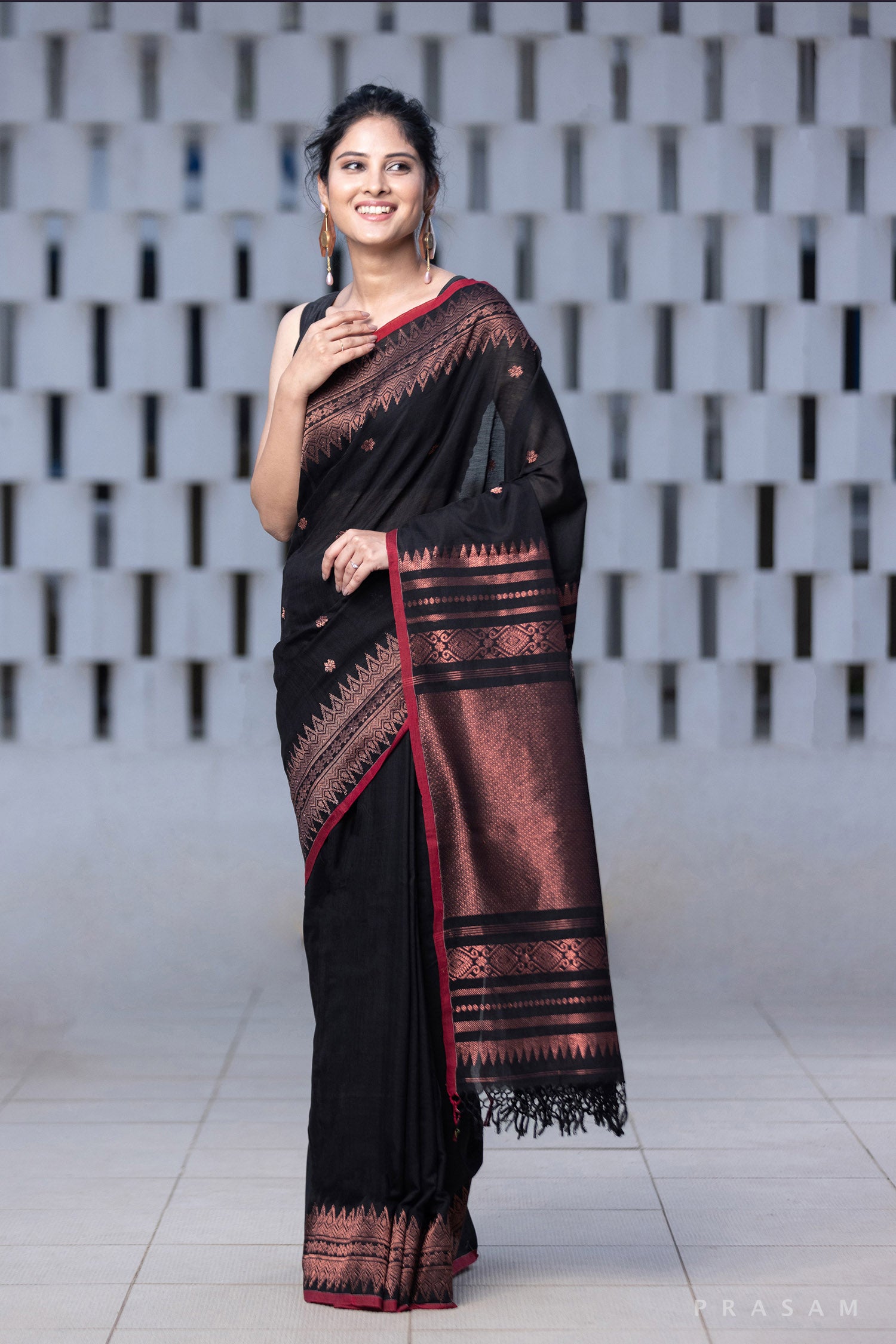 Gloomy luster-Copper Zari Woven Saree Prasam Crafts