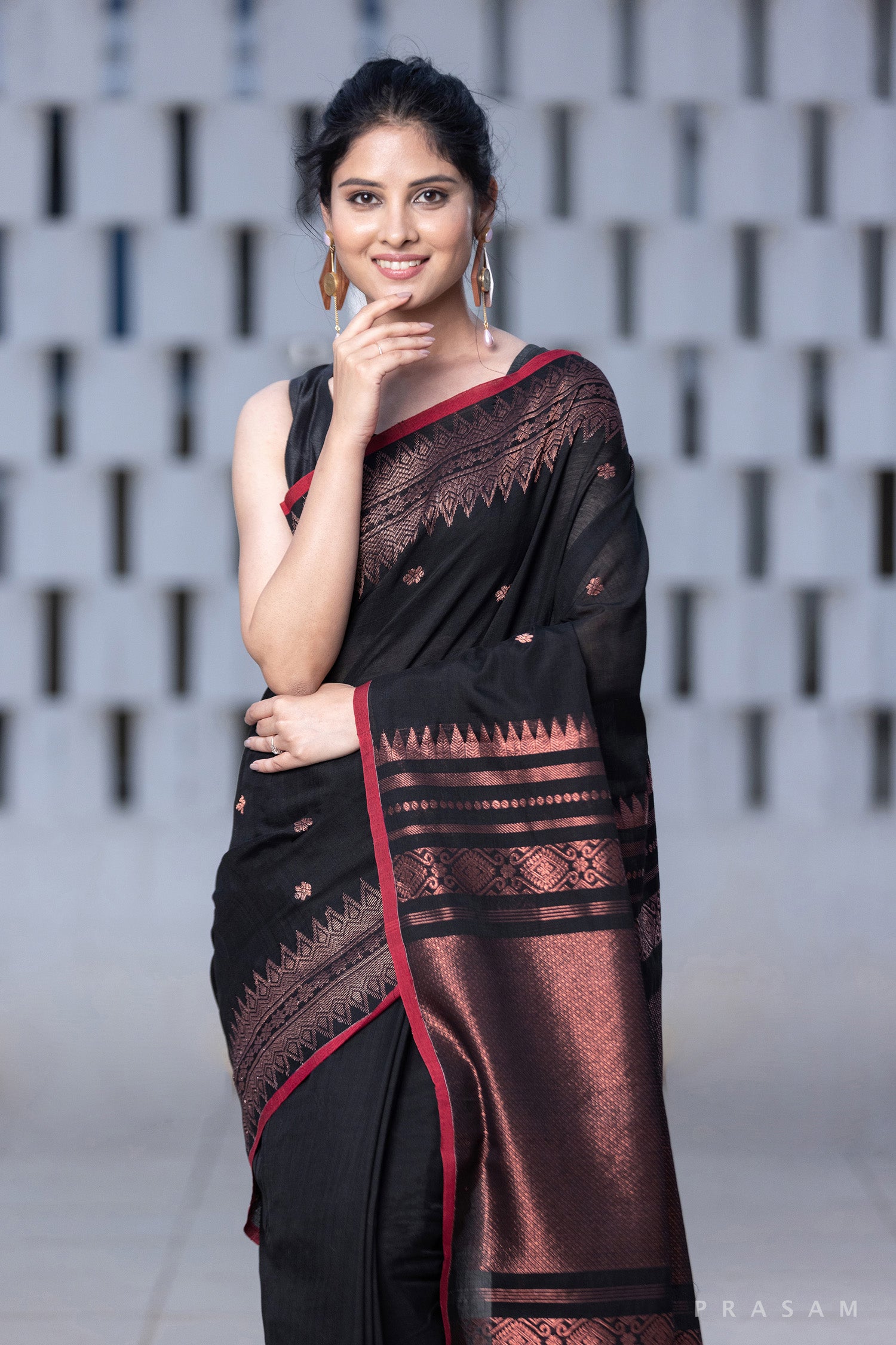 Gloomy luster-Copper Zari Woven Saree Prasam Crafts