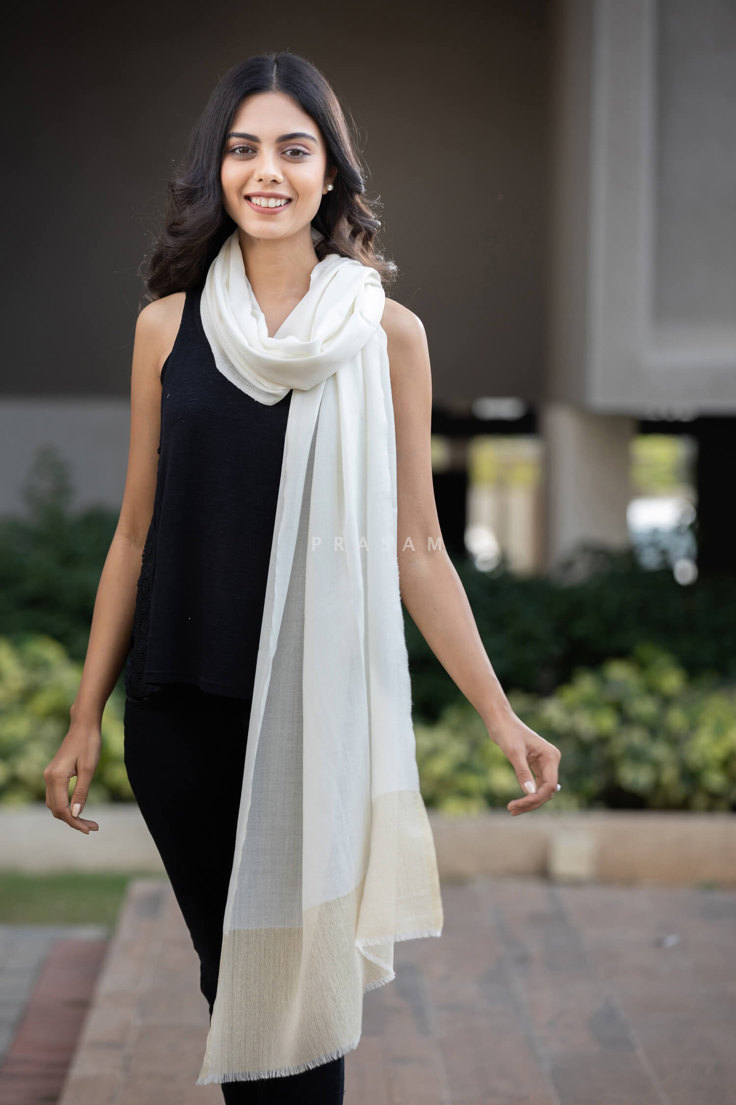 Refreshing White-Pashmina Weave Stole