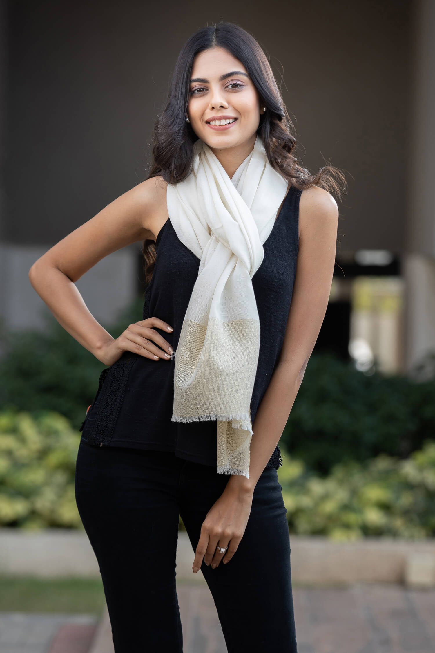 Refreshing White-Pashmina Weave Stole