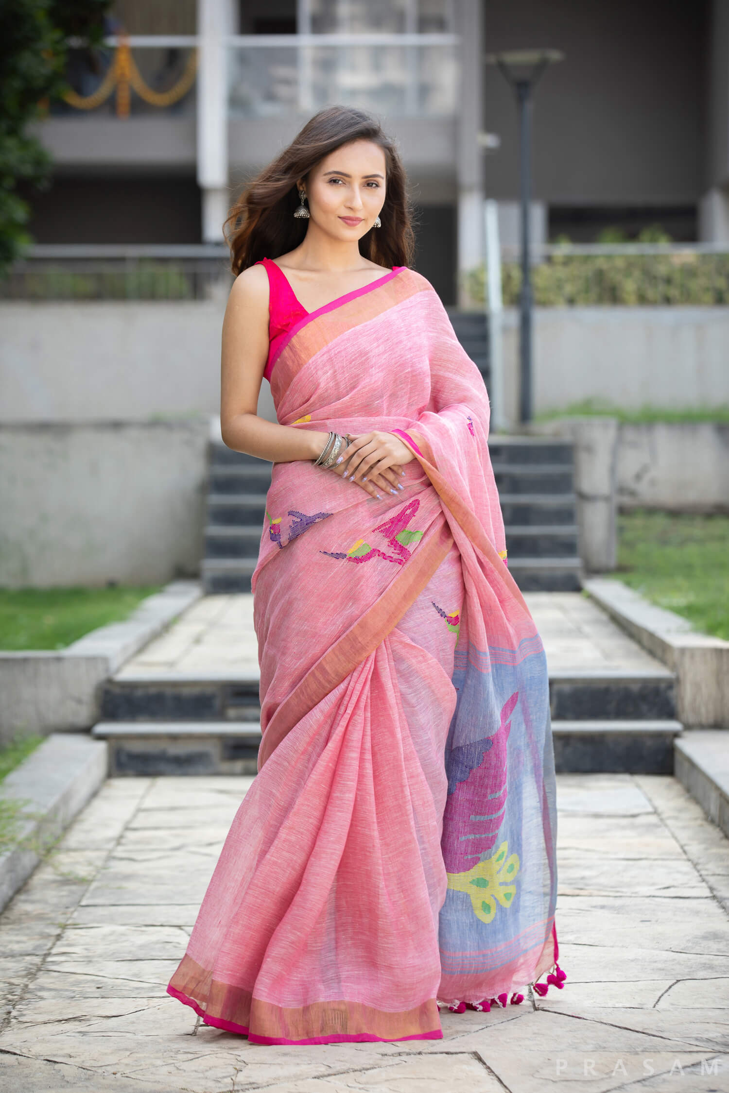 Serene Blush Linen Jamdani weave Handwoven Saree Prasamcrafts Handcrafted Festive Workwear Dailywear