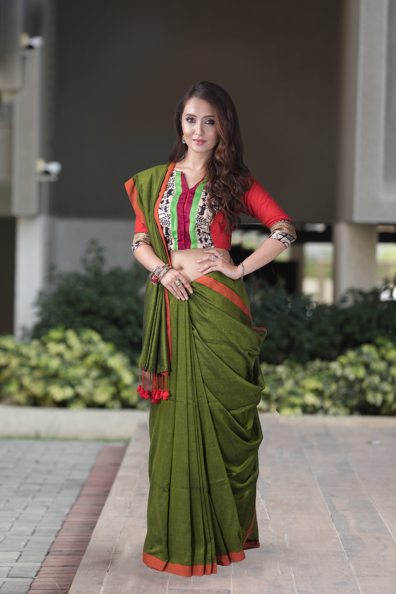 Red Green Harmony-Cotton Handwoven Saree PrasamCrafts